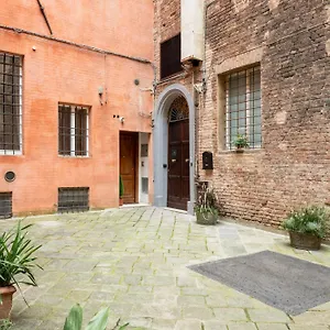 Palazzo Patrizi & Hotel